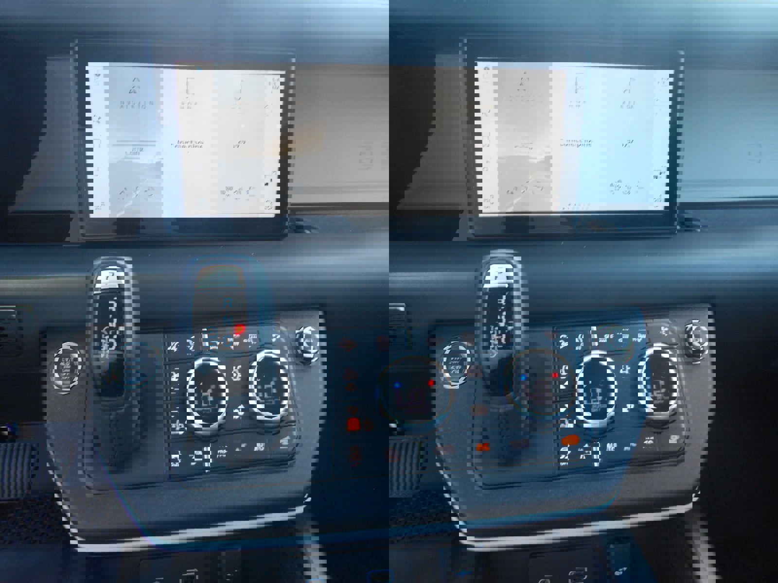 Used 2020 Land Rover Defender 110 HSE image 8