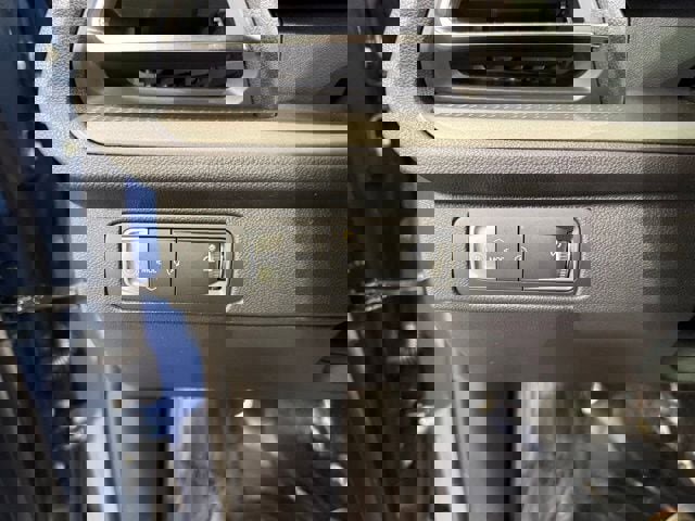 New 2026 Chevrolet Traverse LT image 18