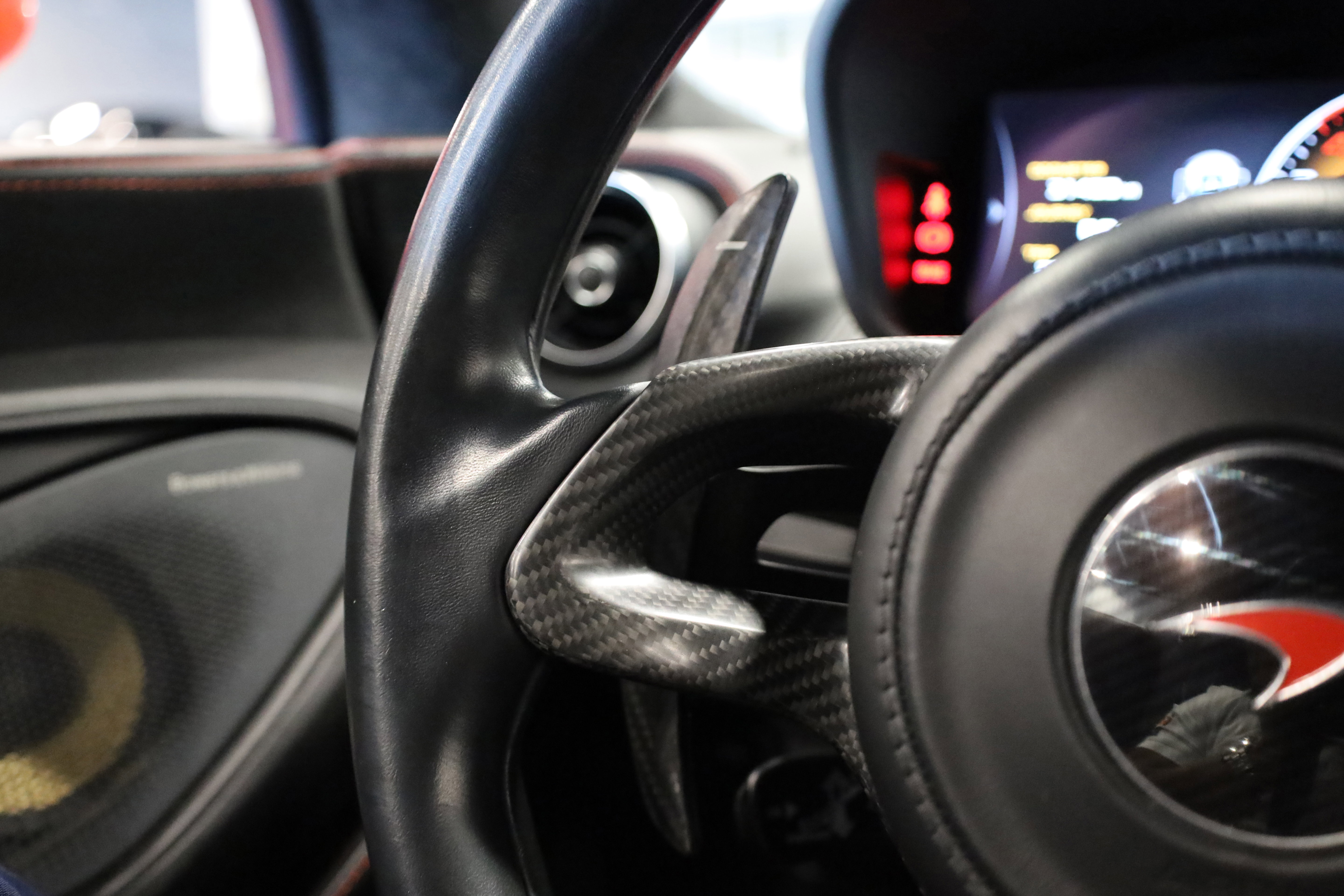 Used 2017 McLaren 570S Coupe image 23