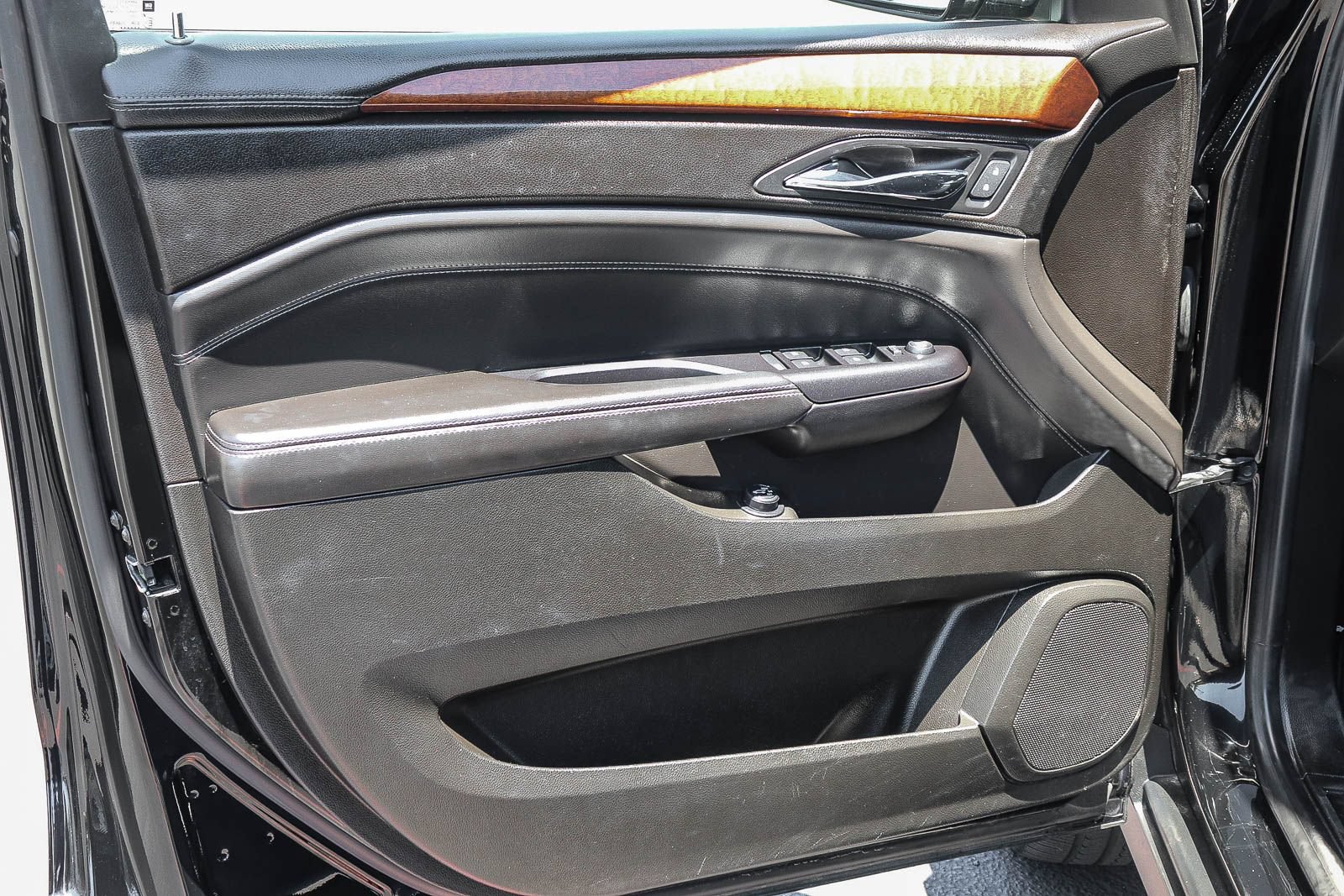Used 2013 Cadillac SRX Premium FWD image 27
