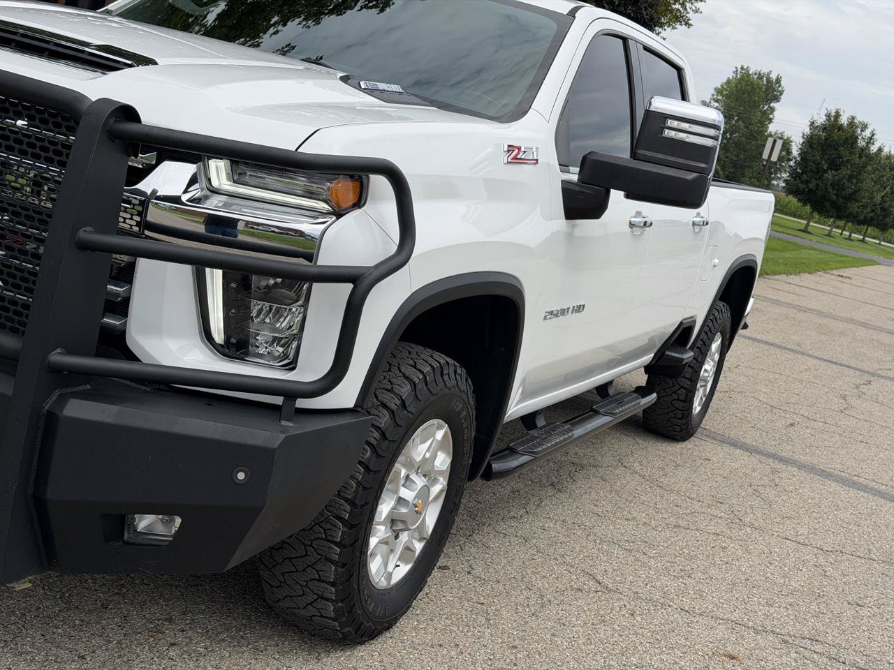 Used 2023 Chevrolet Silverado 2500 LTZ w/ LTZ Plus Package AWD/4WD image 11