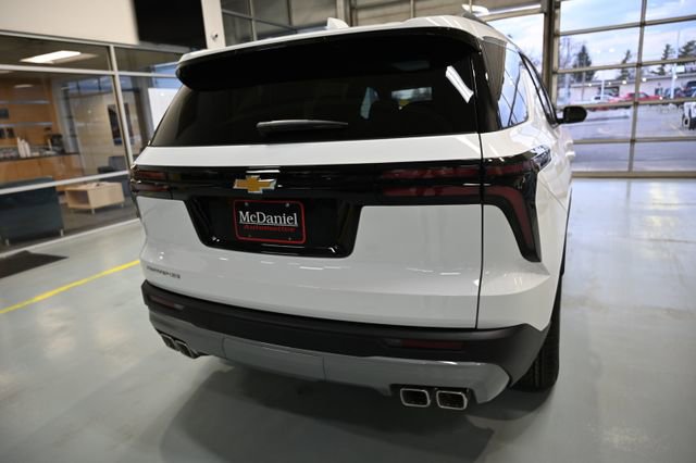 New 2026 Chevrolet Traverse LT w/ Sun and Wheel Package image 5