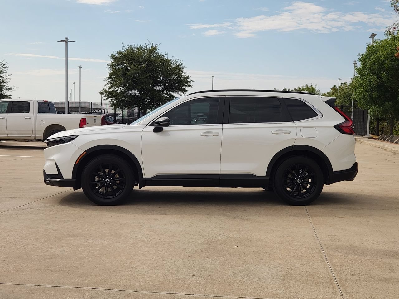 Certified 2024 Honda CR-V Sport-L image 4
