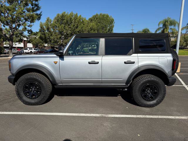 Used 2022 Ford Bronco Badlands w/ Sasquatch Package image 3