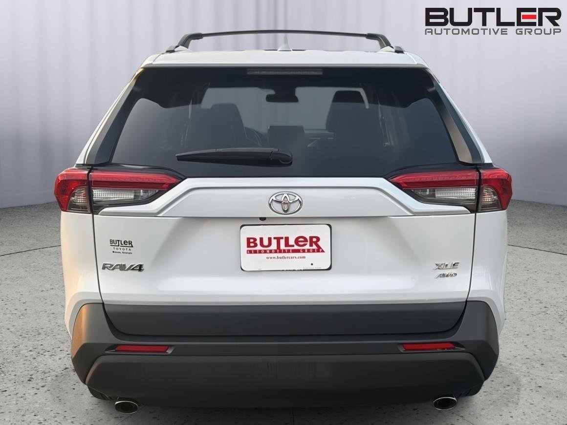 Certified 2024 Toyota RAV4 XLE Premium AWD/4WD image 5