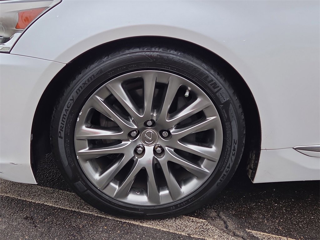 Used 2017 Lexus LS 460 image 9