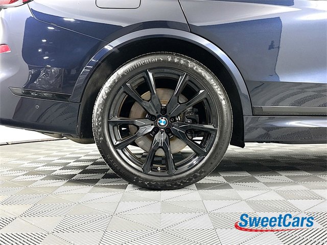 Used 2023 BMW X7 M60i w/ Executive Package image 59