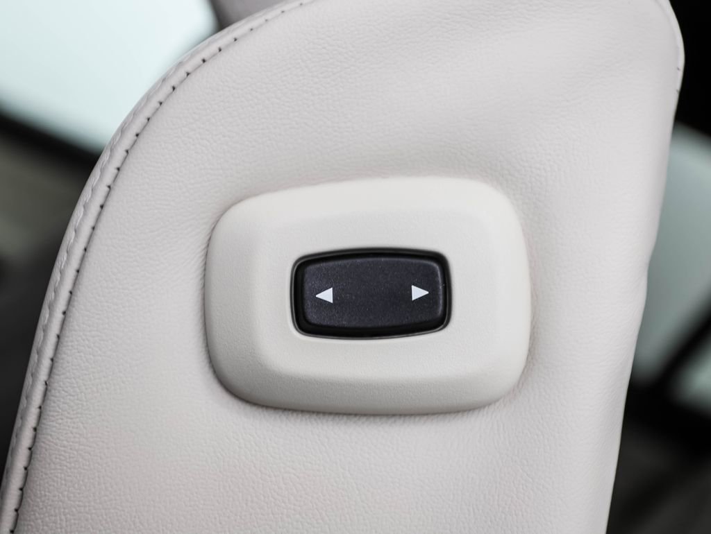 New 2026 BMW X7 M60i image 26