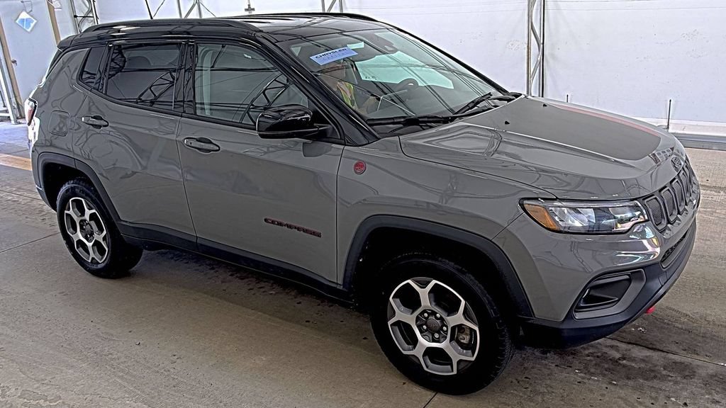 Used 2022 Jeep Compass Trailhawk AWD/4WD image 1