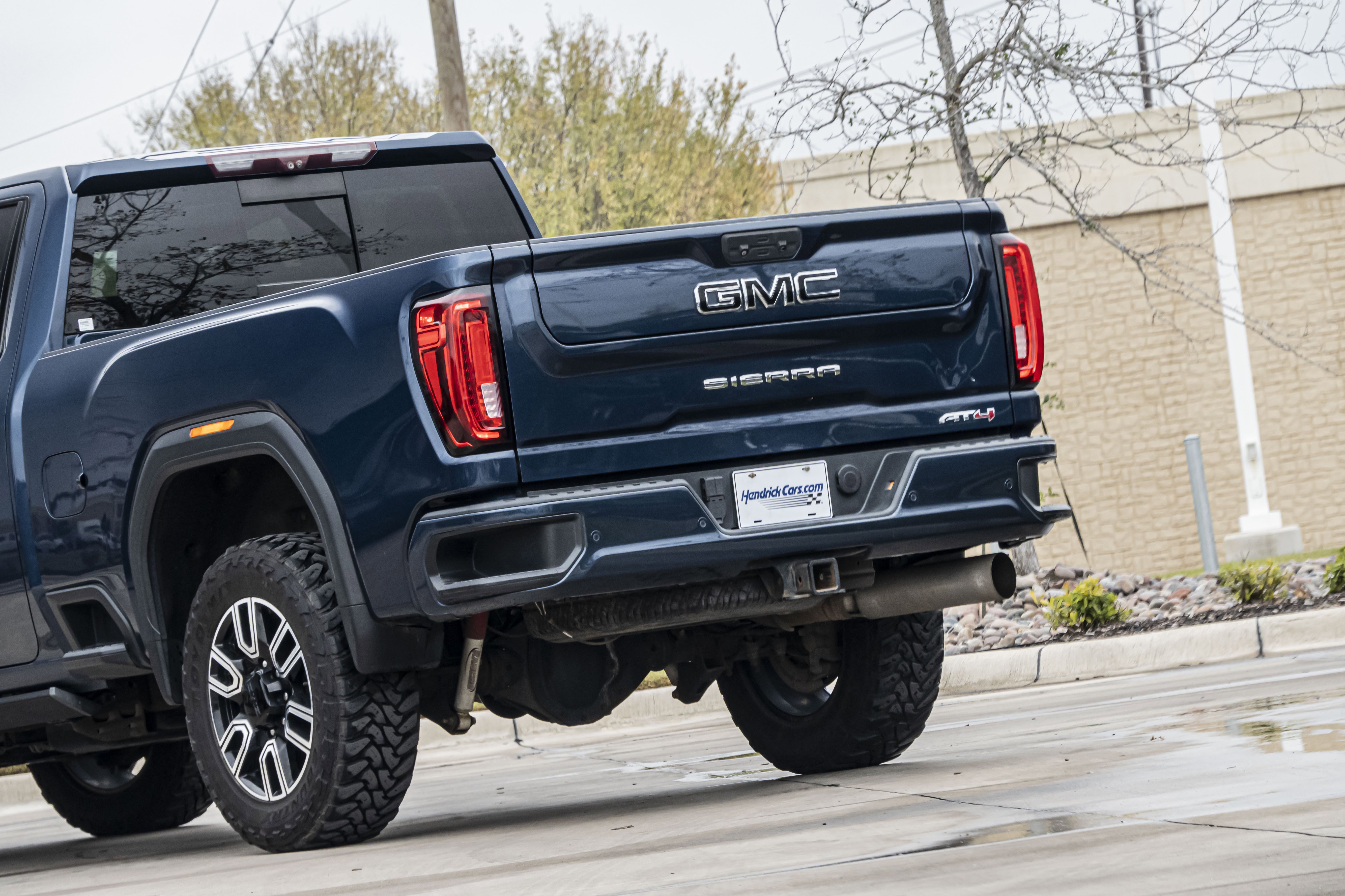 Used 2020 GMC Sierra 3500 AT4 w/ Technology Package image 6