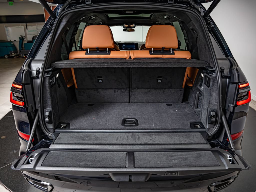 New 2027 BMW X7 xDrive40i w/ Executive Package AWD/4WD image 39
