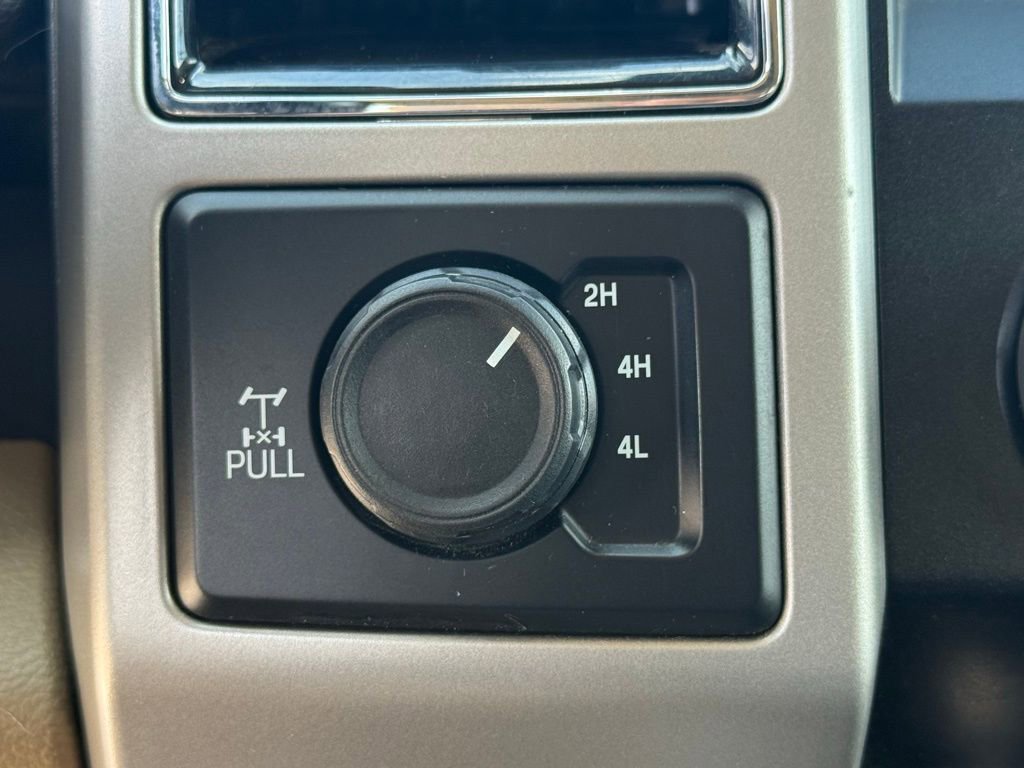 Used 2020 Ford F350 Lariat w/ Lariat Ultimate Package image 30