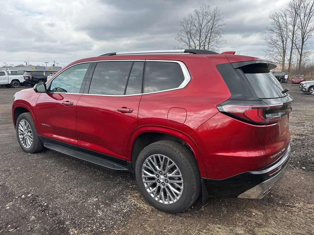 Used 2025 GMC Acadia Denali image 3