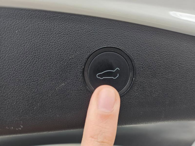 Used 2023 Tesla Model 3 Standard Range image 66