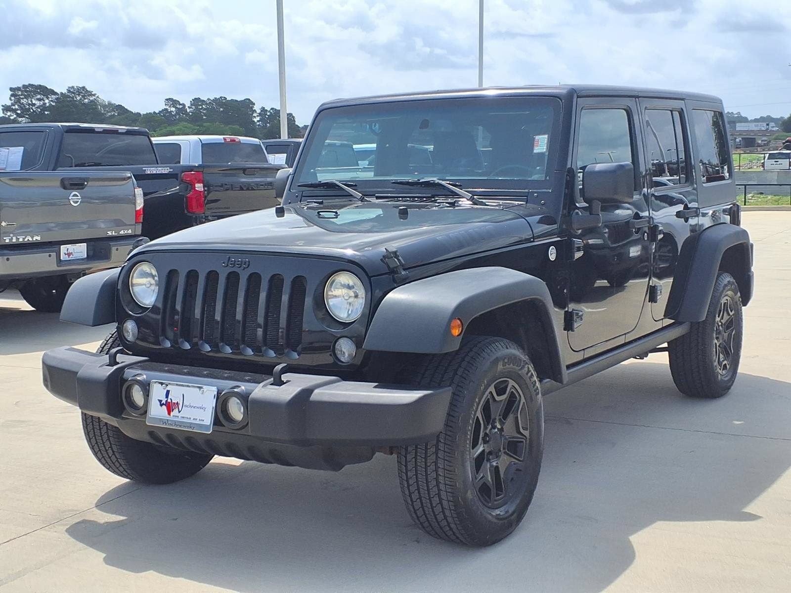 Used 2014 Jeep Wrangler Unlimited Sport AWD/4WD image 3