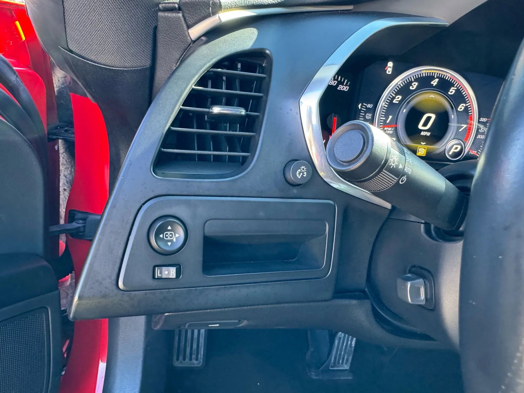 Used 2016 Chevrolet Corvette Stingray Coupe image 24