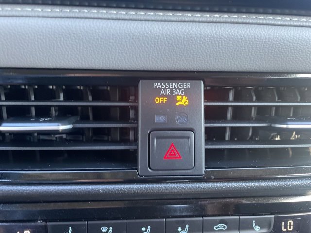 Used 2024 Volkswagen Taos SE image 25