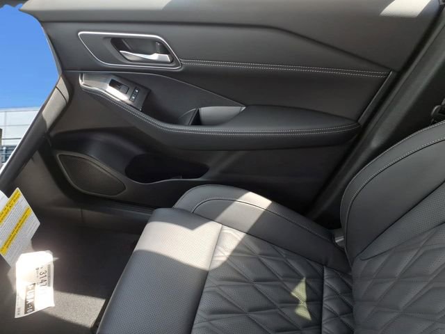 New 2026 Nissan Rogue Platinum AWD/4WD image 29
