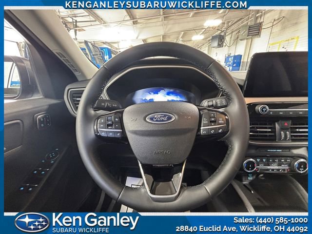 Used 2022 Ford Escape SEL w/ Technology Package FWD image 13