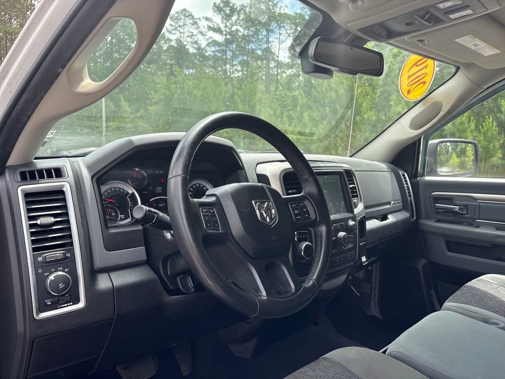 Used 2019 RAM 1500 Big Horn RWD image 4