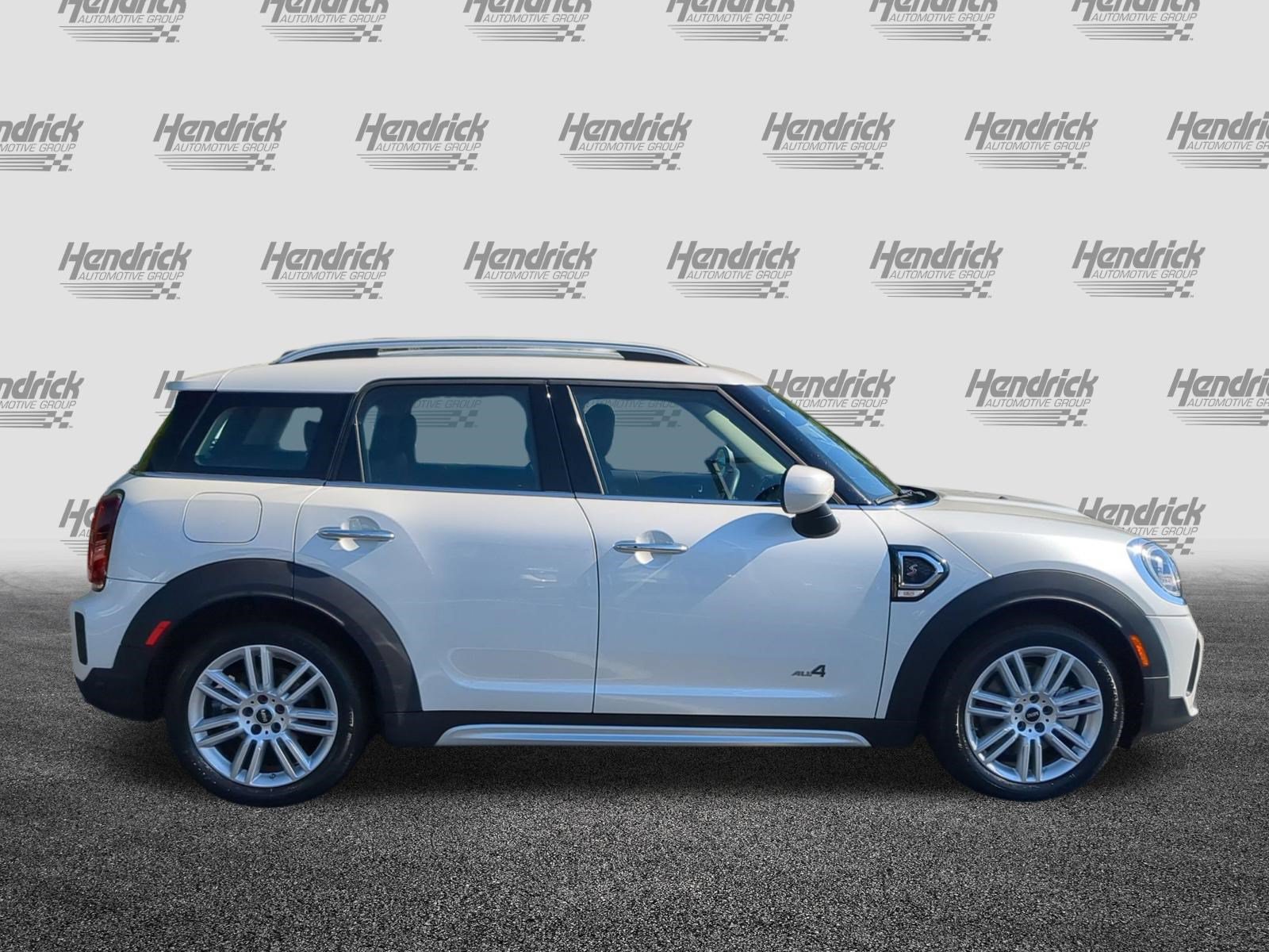 Used 2024 MINI Cooper Countryman S w/ Storage Package AWD/4WD image 11