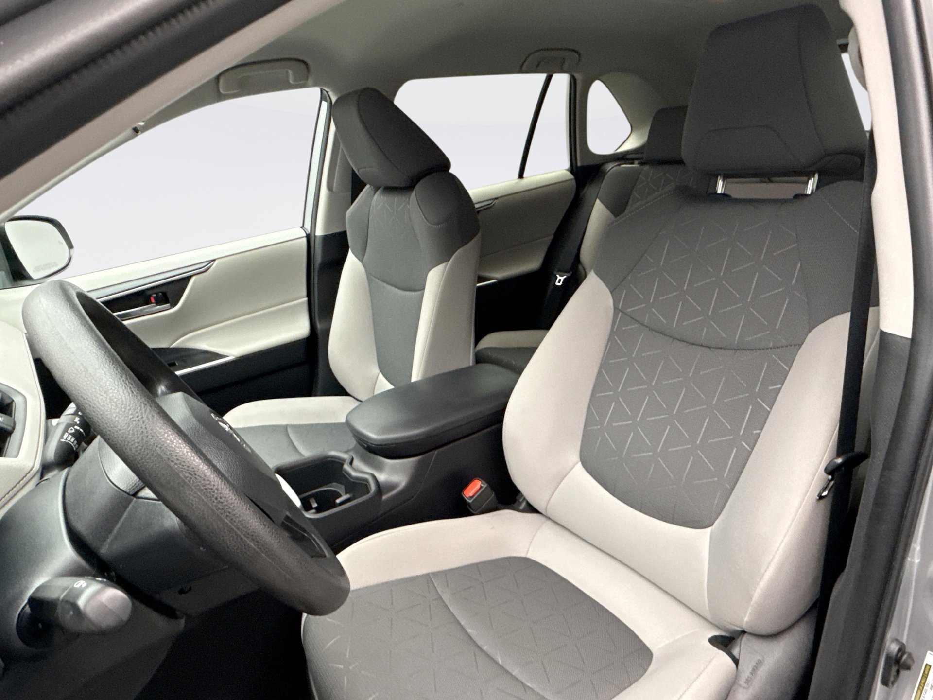 Used 2024 Toyota RAV4 XLE image 11