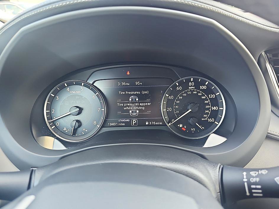 Used 2024 INFINITI QX50 Luxe FWD image 19