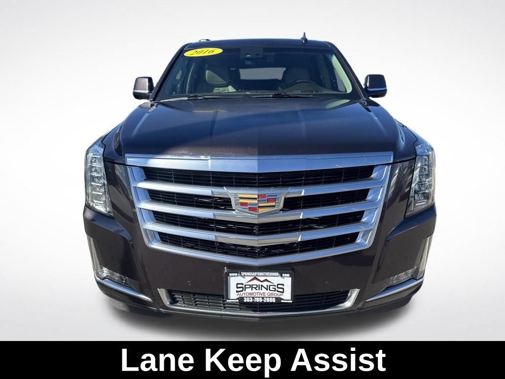 Used 2016 Cadillac Escalade ESV Luxury RWD image 9