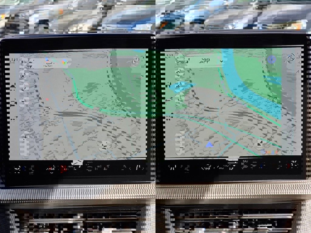 New 2026 Ford Explorer ST-Line w/ ST-Line Street Pack image 13