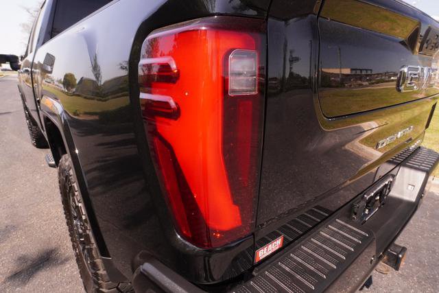 Used 2024 GMC Sierra 2500 Denali Ultimate image 36