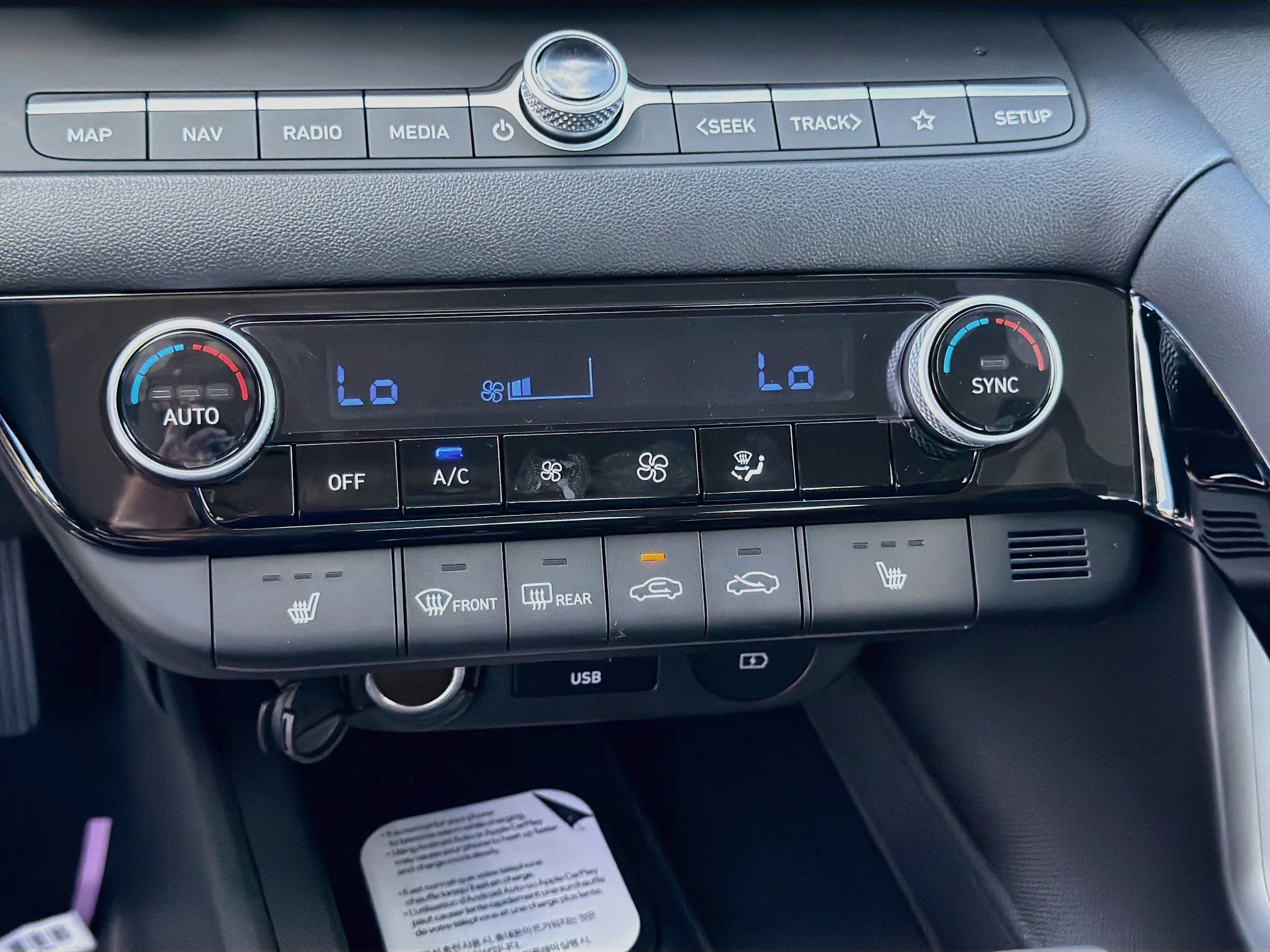 New 2026 Hyundai Elantra Limited FWD image 13