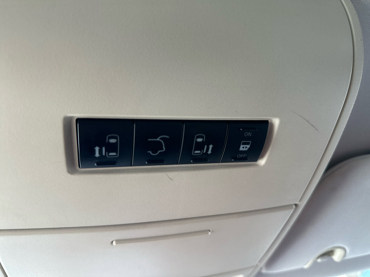 Used 2009 Chrysler Town & Country LX w/ PWR Convenience Group image 50