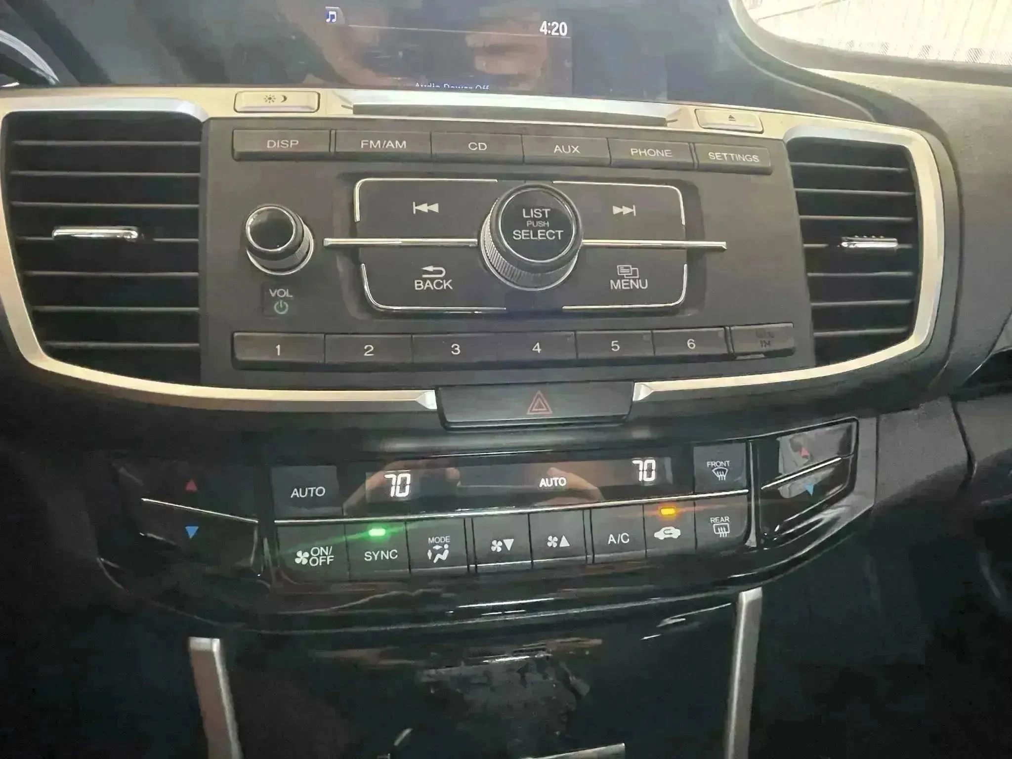 Used 2017 Honda Accord LX image 9