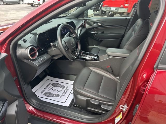 Used 2024 Chevrolet Trax RS image 10
