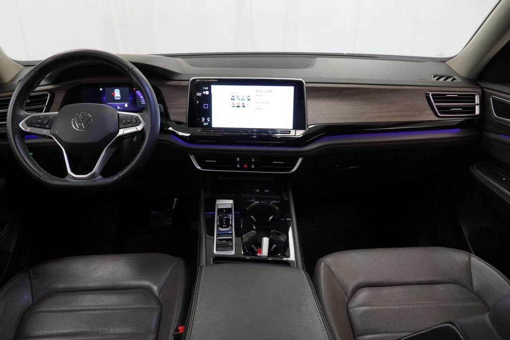 Used 2024 Volkswagen Atlas SEL AWD/4WD image 7