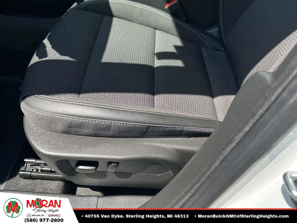 Certified 2023 Buick Envision Preferred AWD/4WD image 19