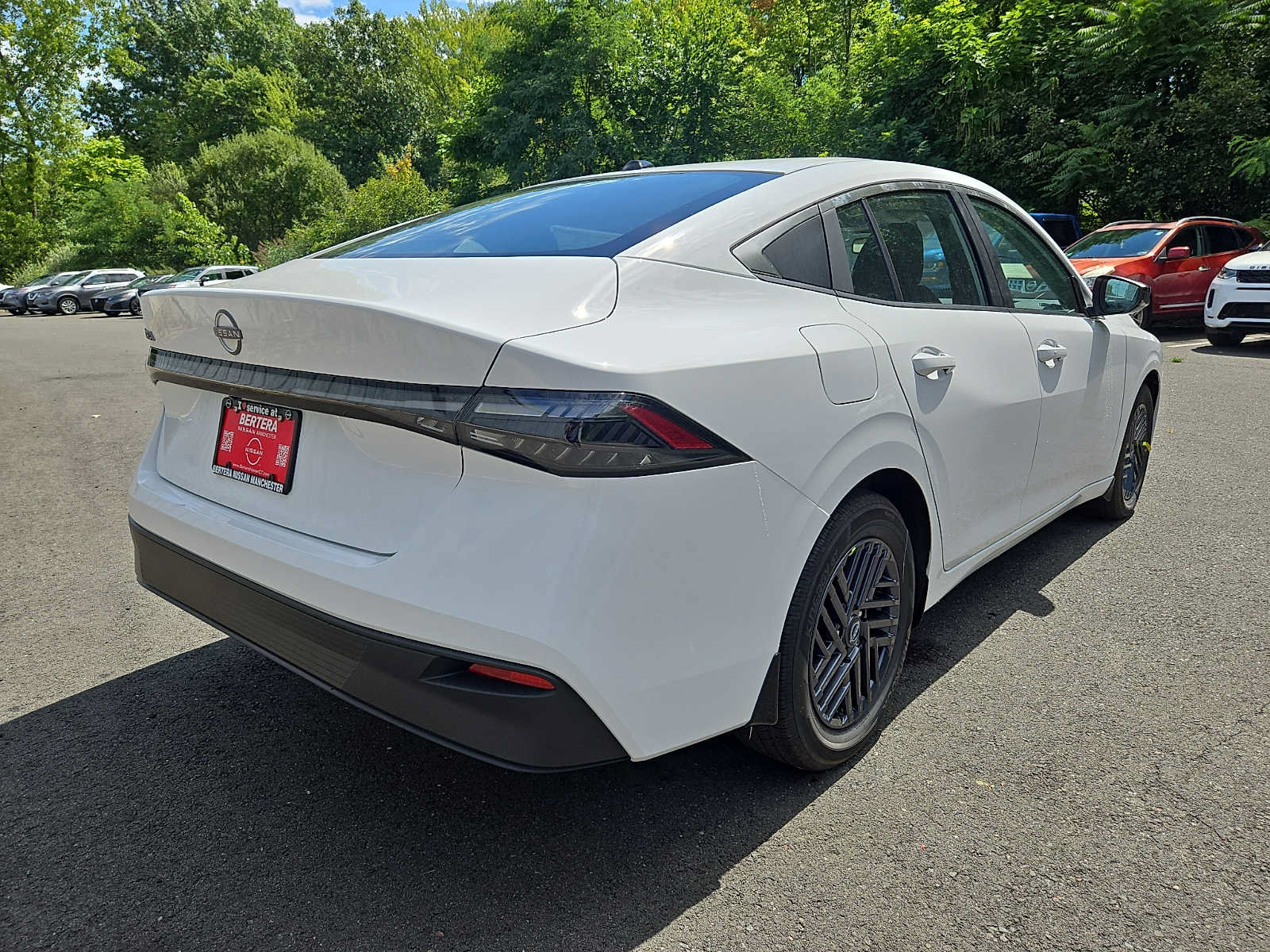 New 2027 Nissan Sentra SV w/ SV Convenience Package FWD image 4