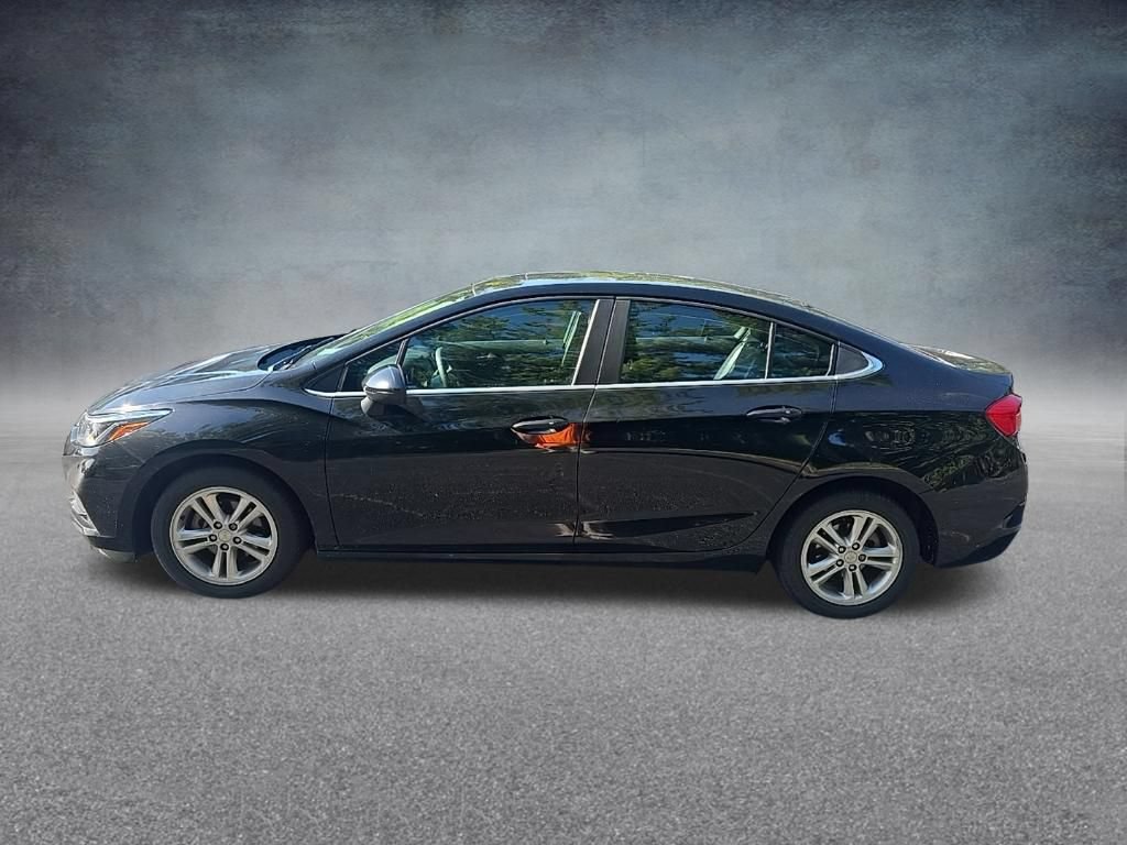 Used 2016 Chevrolet Cruze LT w/ Sun And Sound Package FWD image 6