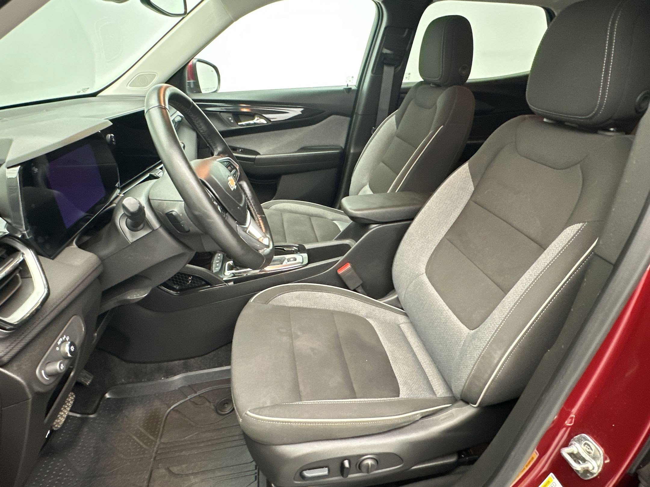 Certified 2024 Chevrolet TrailBlazer LT w/ Convenience Package AWD/4WD image 5