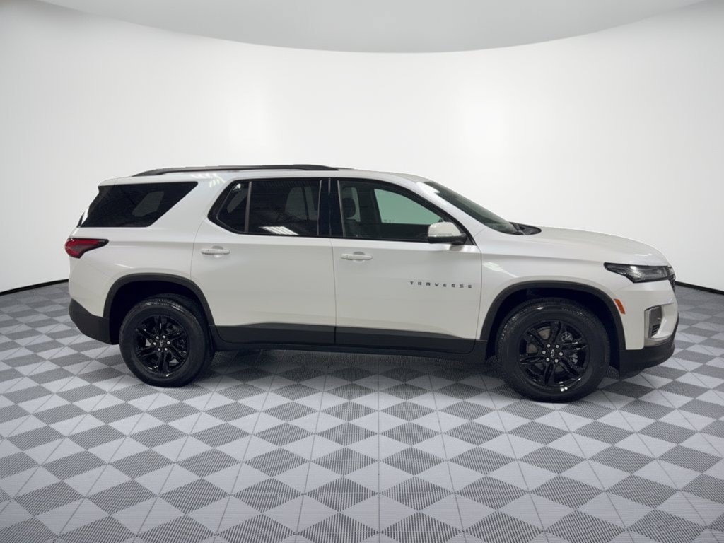 Used 2023 Chevrolet Traverse LT FWD image 8