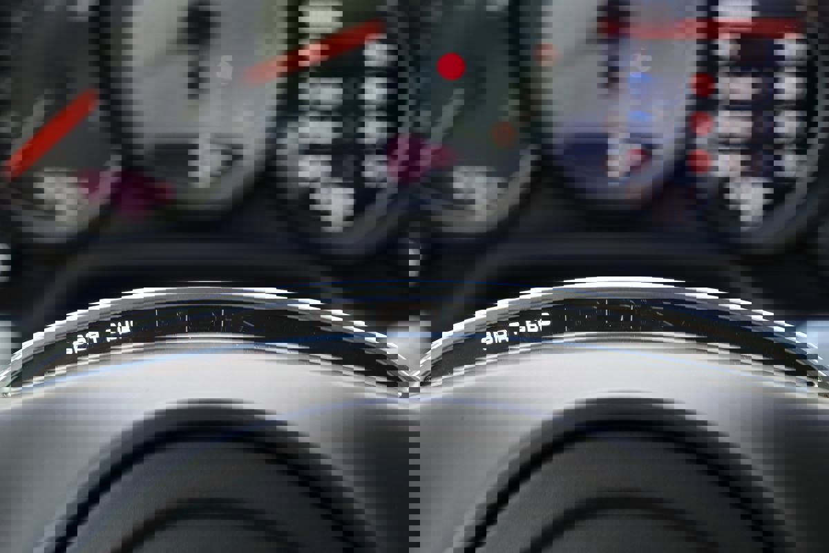 Used 2015 Porsche Panamera S image 18