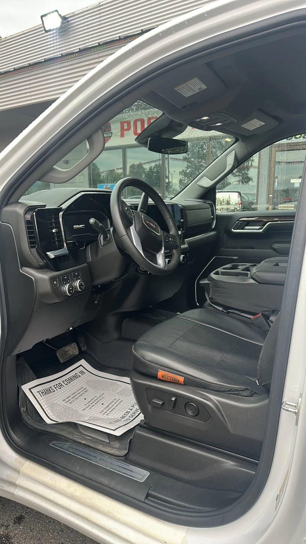 Used 2024 GMC Sierra 1500 SLE w/ Max Trailering Package image 5