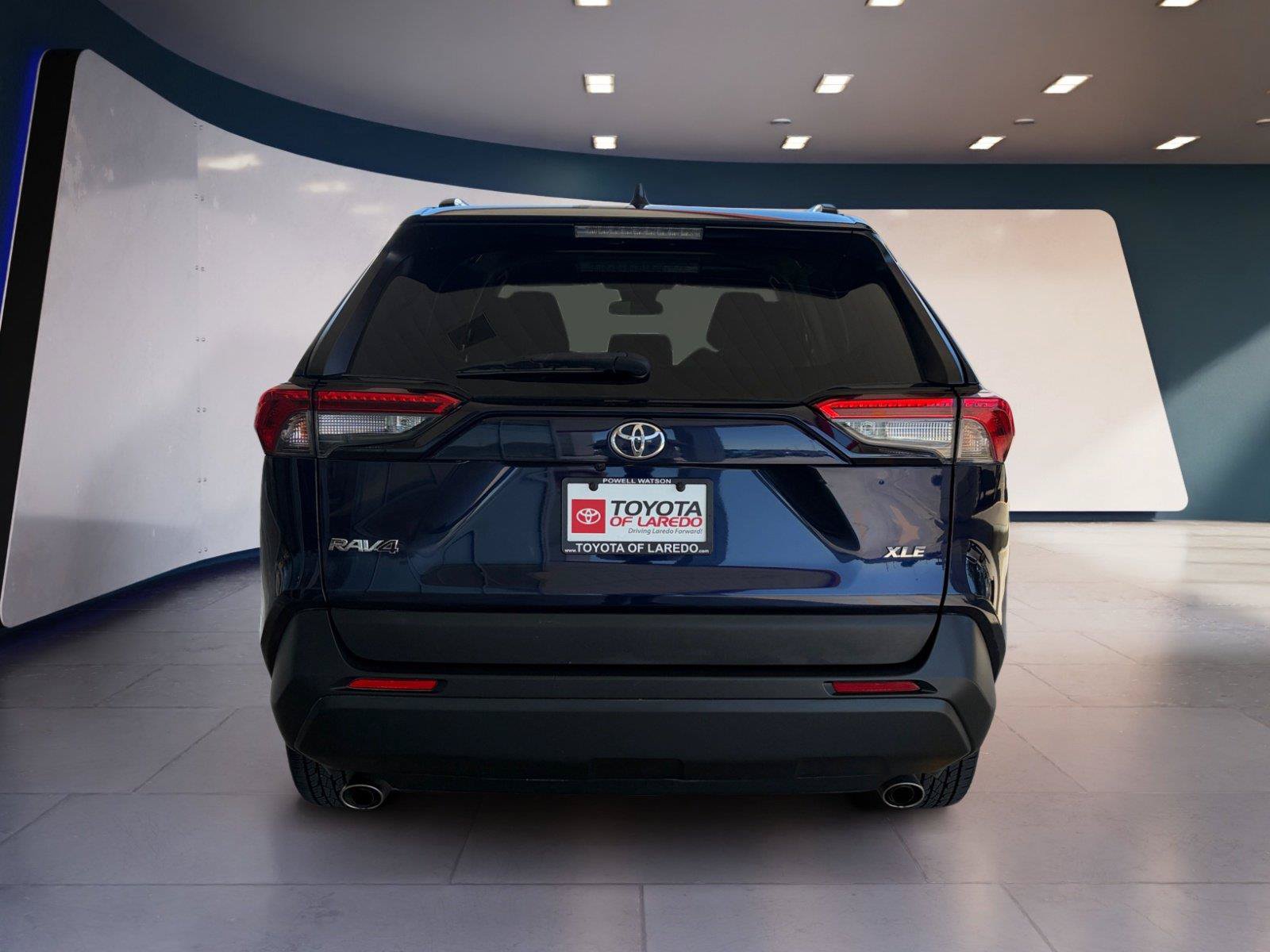 Used 2022 Toyota RAV4 XLE FWD image 4