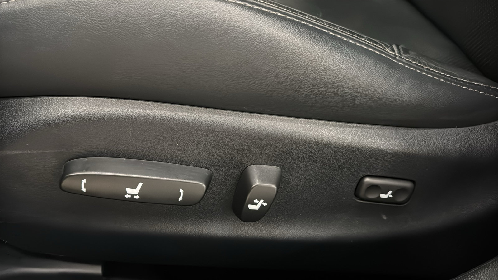 Used 2011 Lexus IS 250 AWD w/ Premium Pkg Value Edition image 22