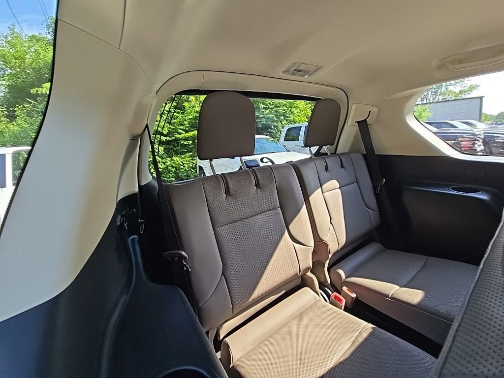 Used 2020 Lexus GX 460 Premium w/ Premium Package AWD/4WD image 18