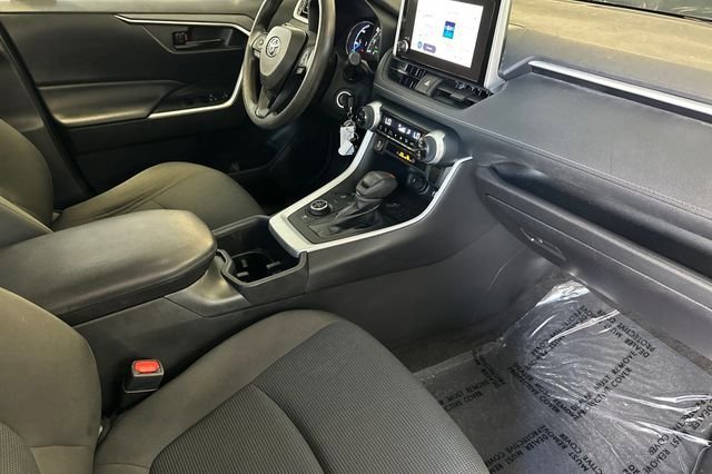 Used 2023 Toyota RAV4 LE AWD/4WD image 20