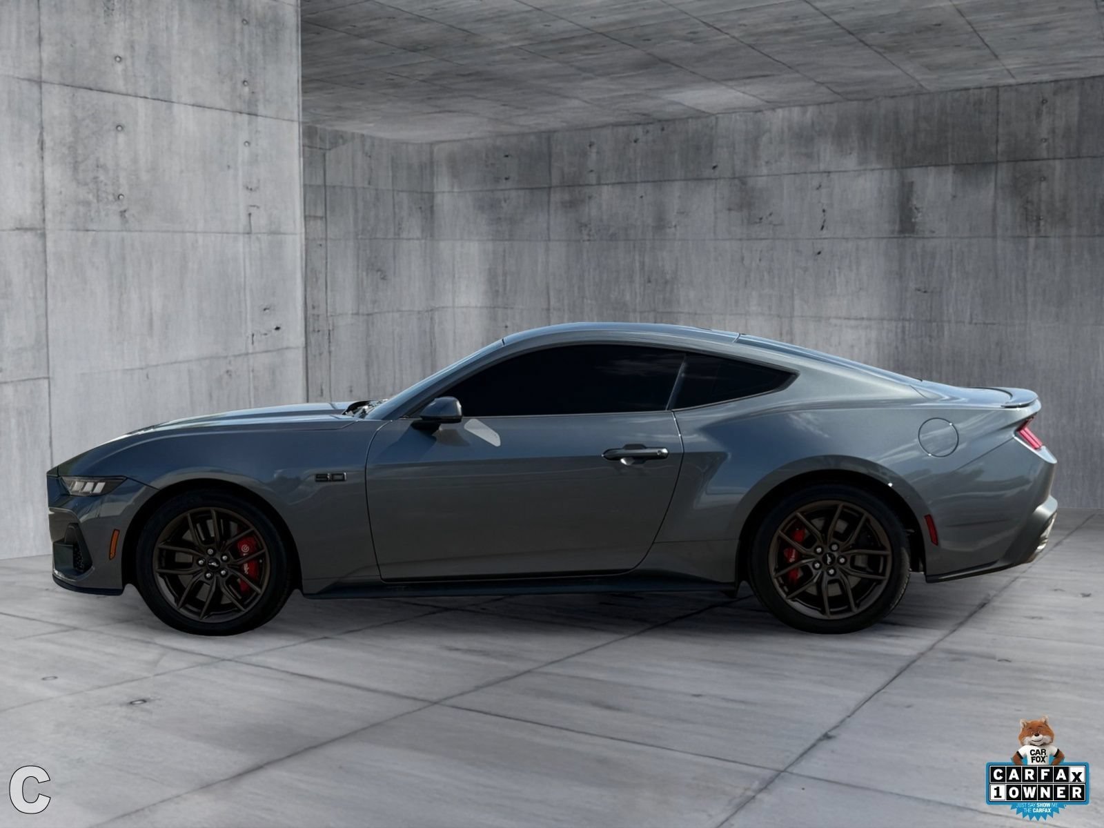 Used 2025 Ford Mustang GT Premium RWD image 3