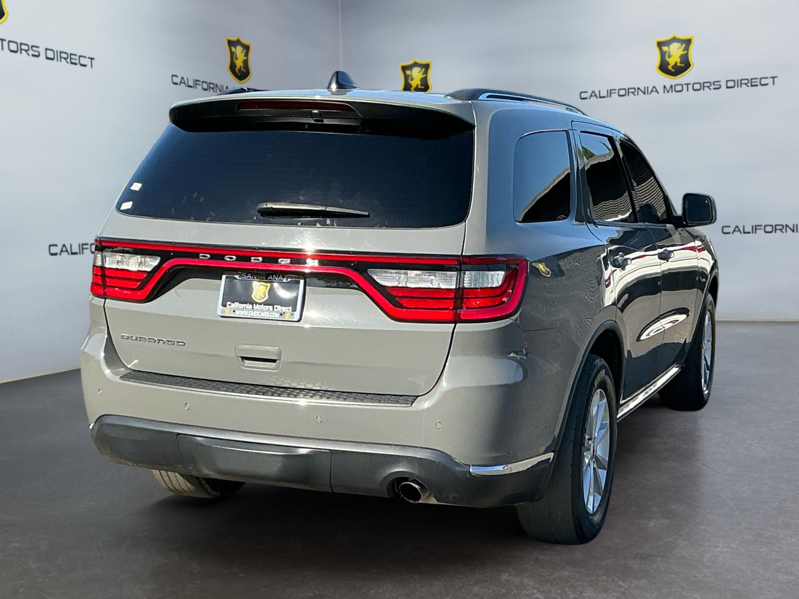 Used 2023 Dodge Durango SXT Launch Edition RWD image 5