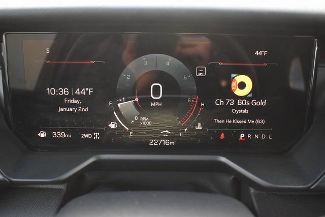 Used 2025 GMC Acadia Elevation image 29