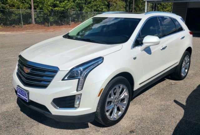 Used 2017 Cadillac XT5 Luxury w/ Driver Awareness Package AWD/4WD image 5